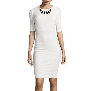 Ivory dress with detachable necklace - Bisou Bisou